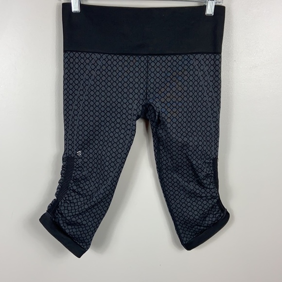 LULULEMON In the Flow Crop II Leggings In Geo Soul size 8 - Picture 7 of 10